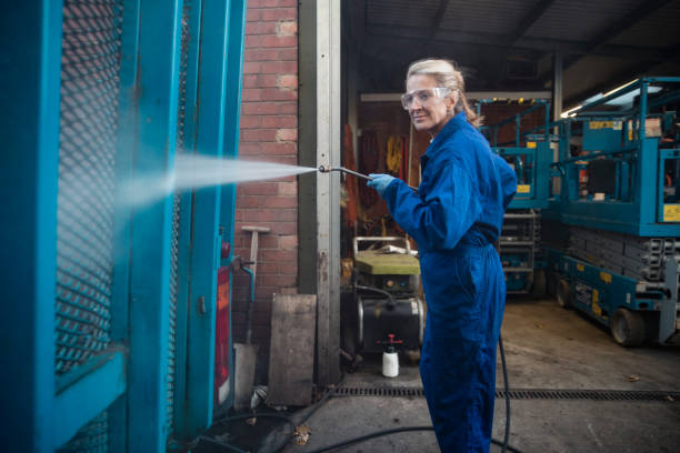 Best Window and Screen Pressure Cleaning in Bristol, VA